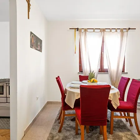 Awesome In With Jacuzzi Tinj