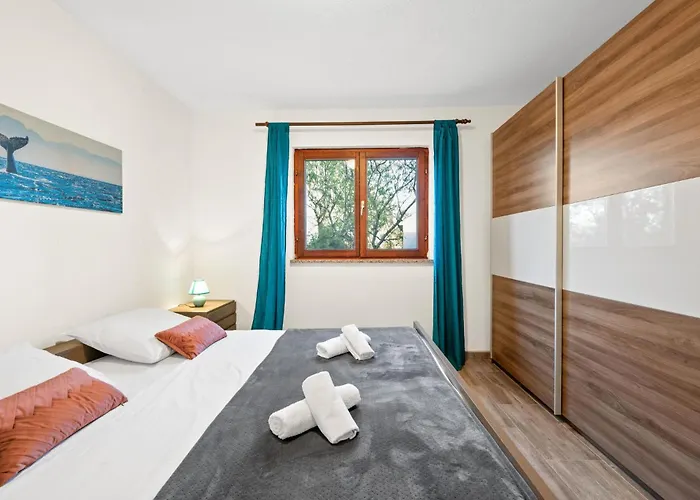 Awesome In With Jacuzzi Дом отдыха